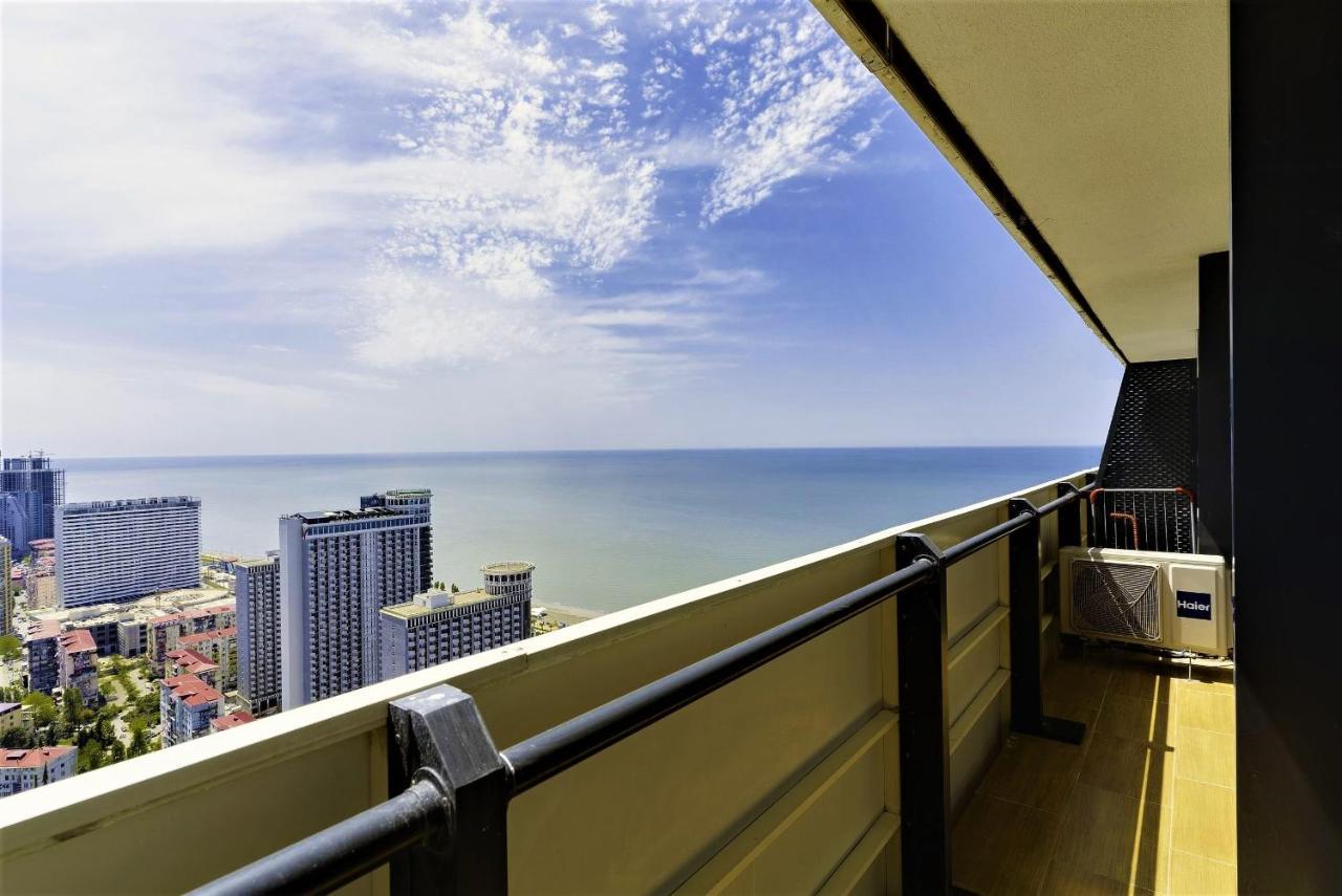 Orbi City Batumi Exterior photo